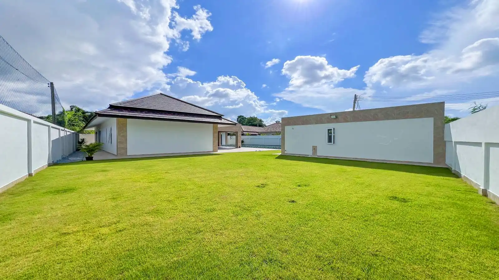 Pattaya, 3 Bedrooms Bedrooms, 0 ,4 BathroomsBathrooms,House,SOLD,0,2720