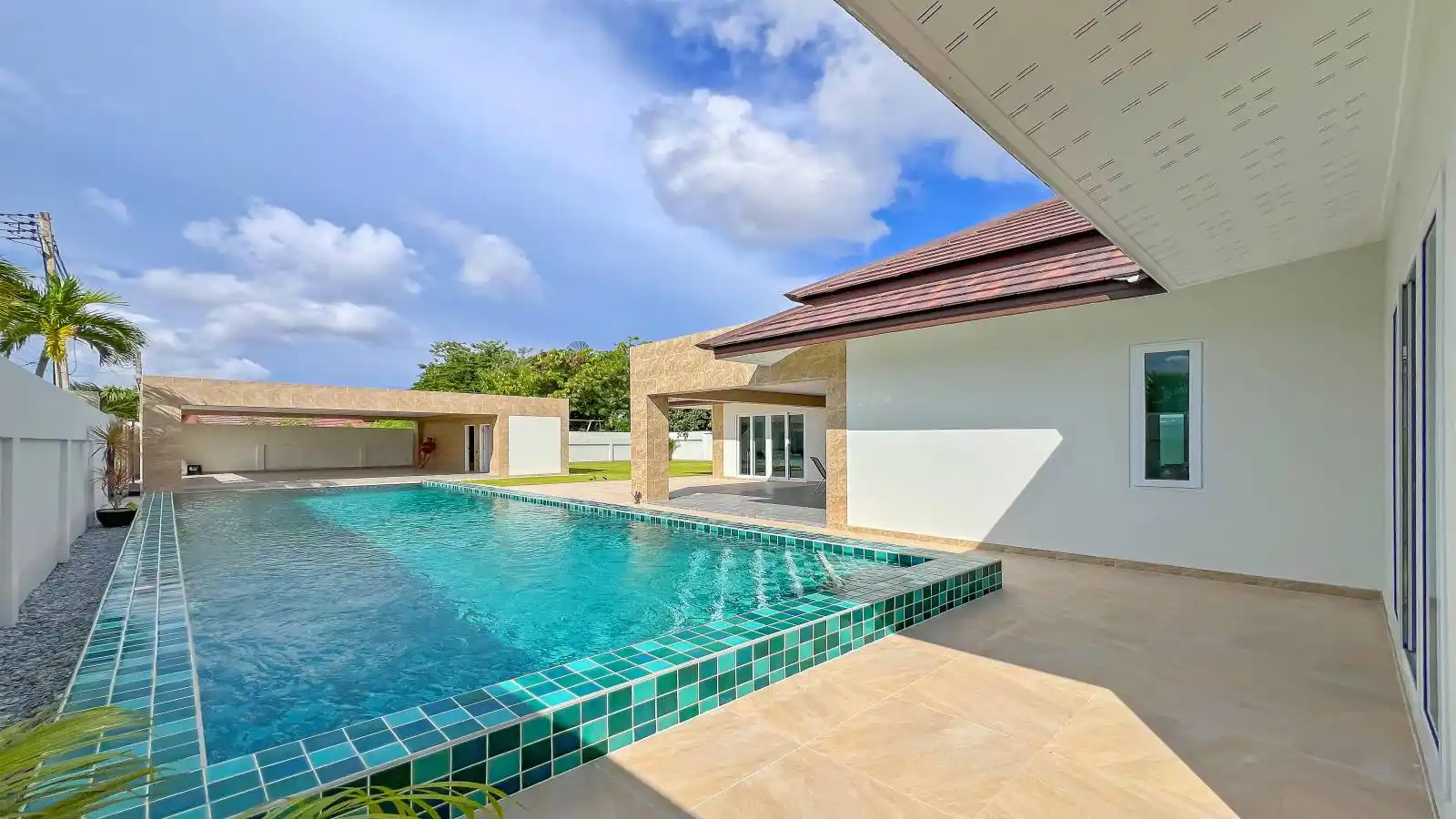 Pattaya, 3 Bedrooms Bedrooms, 0 ,4 BathroomsBathrooms,House,SOLD,0,2720