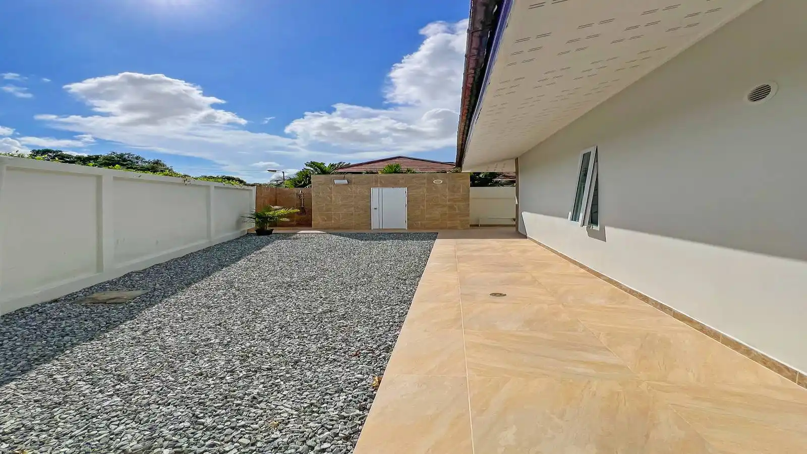 Pattaya, 3 Bedrooms Bedrooms, 0 ,4 BathroomsBathrooms,House,SOLD,0,2720