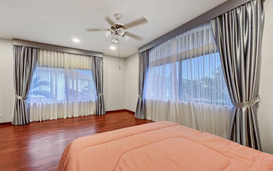 Pattaya, 5 Bedrooms Bedrooms, ,5 BathroomsBathrooms,House,For Sale,2723