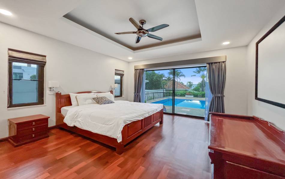 Pattaya, 5 Bedrooms Bedrooms, ,5 BathroomsBathrooms,House,For Sale,2723