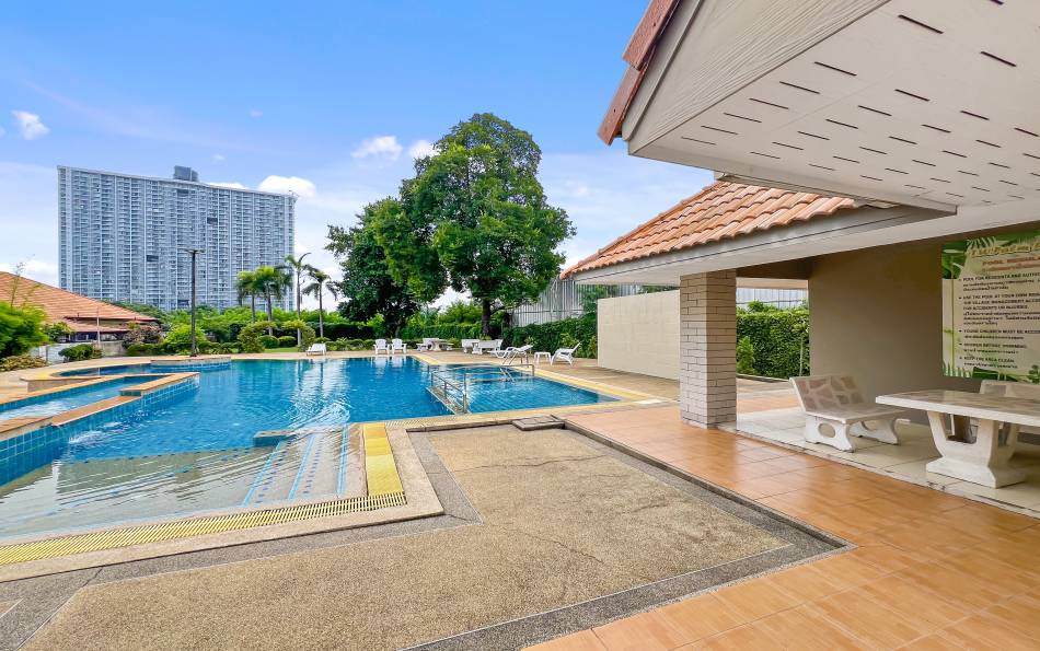 Pattaya, 3 Bedrooms Bedrooms, ,2 BathroomsBathrooms,House,For Sale,2738