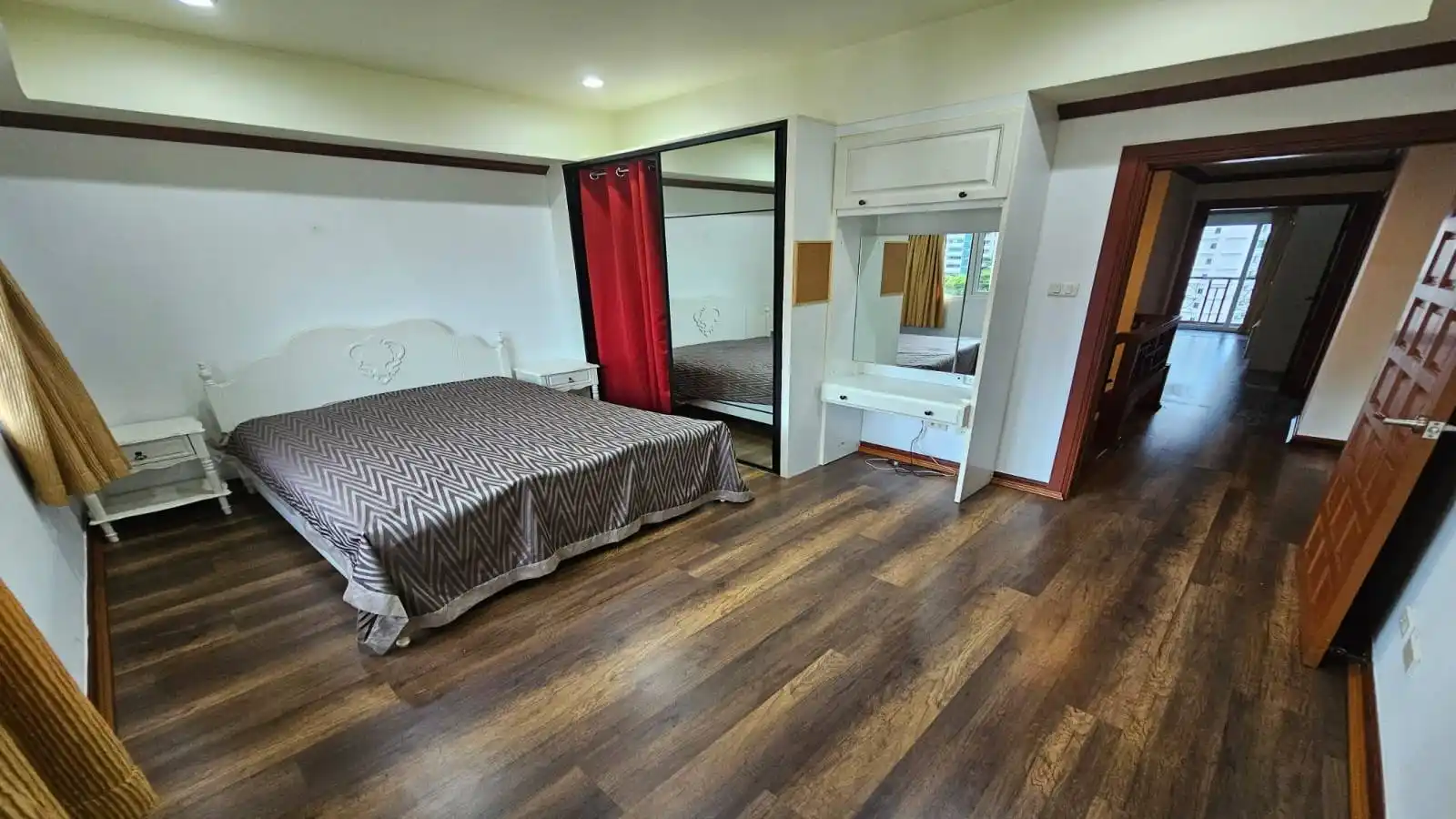 Pattaya, 3 Bedrooms Bedrooms, ,3 ห้องน้ำห้องน้ำ,คอนโด,ขาย,2740