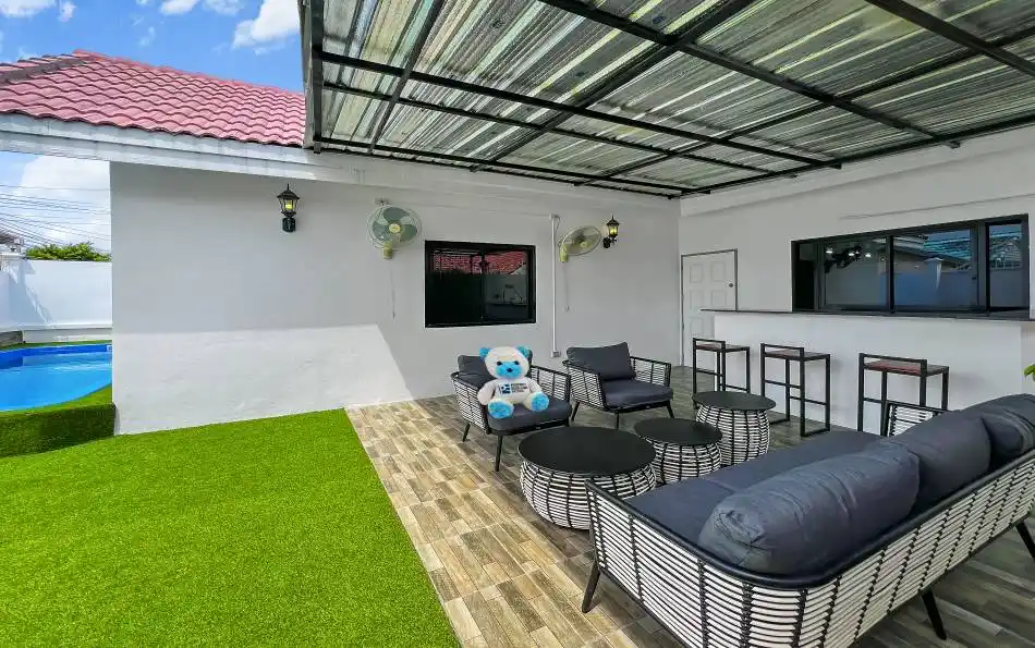 Pattaya, 4 Bedrooms Bedrooms, ,3 BathroomsBathrooms,House,For Rent,2741