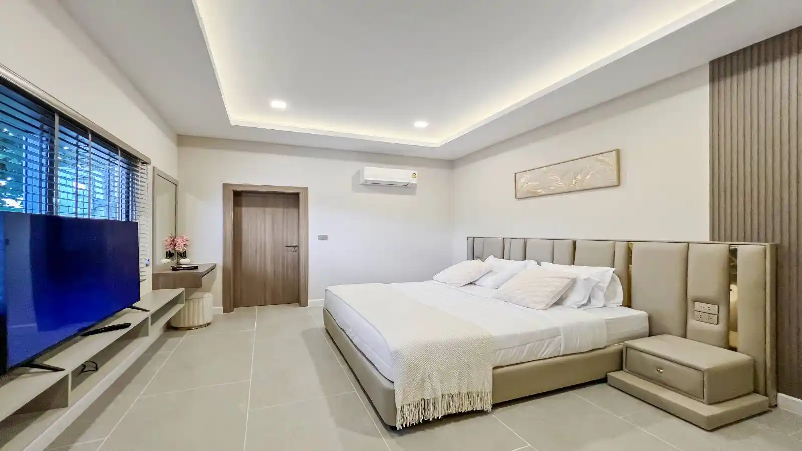 Pattaya, 7 Bedrooms Bedrooms, ,8 BathroomsBathrooms,House,For Sale,2746