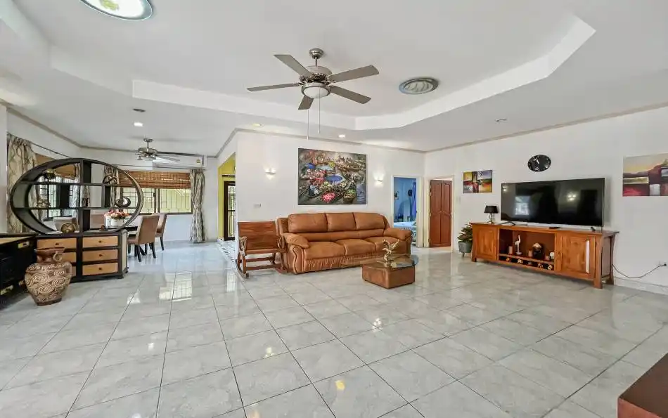 Pattaya, 3 Bedrooms Bedrooms, ,2 BathroomsBathrooms,House,SOLD,2748