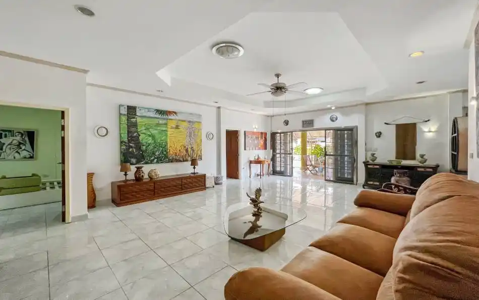 Pattaya, 3 Bedrooms Bedrooms, ,2 BathroomsBathrooms,House,SOLD,2748