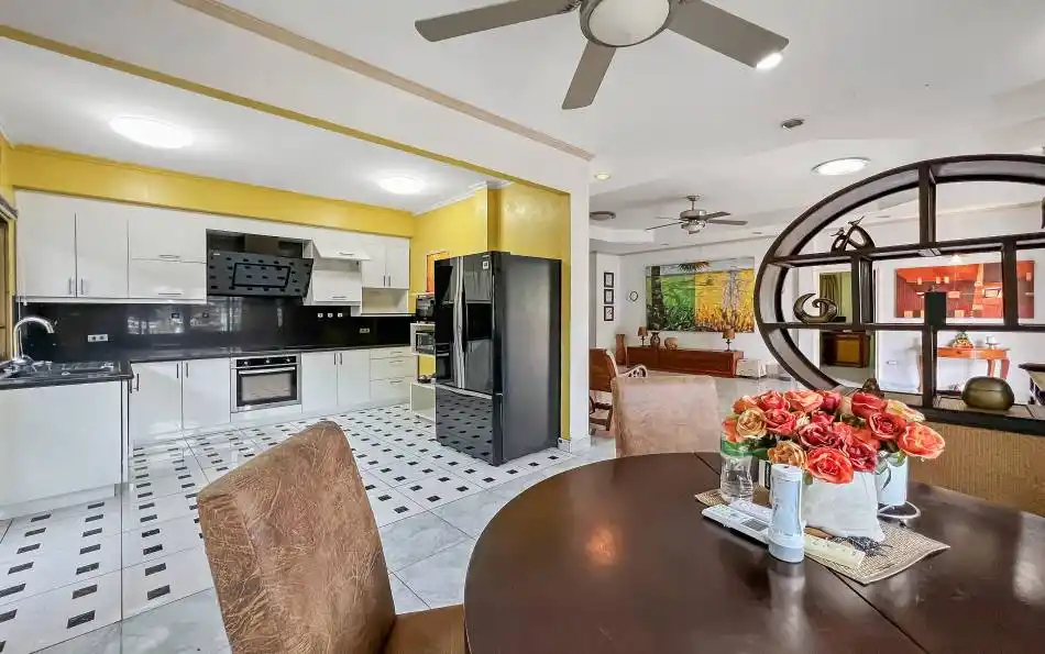 Pattaya, 3 Bedrooms Bedrooms, ,2 BathroomsBathrooms,House,SOLD,2748