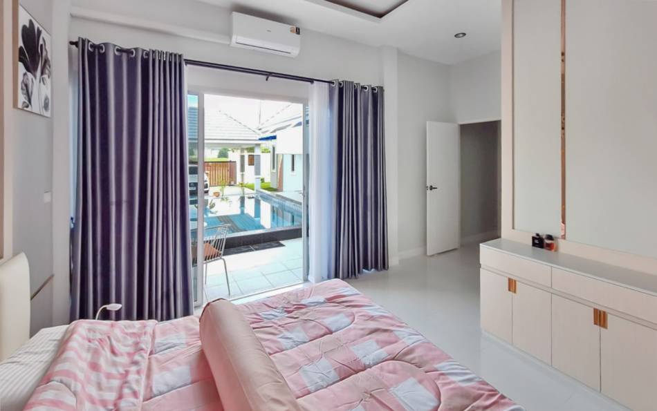 Pattaya, 3 Bedrooms Bedrooms, ,2 BathroomsBathrooms,House,For Rent,2753