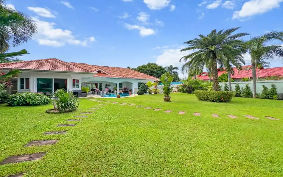 Pattaya, 5 Bedrooms Bedrooms, 0 ,5 BathroomsBathrooms,House,SOLD,0,2754