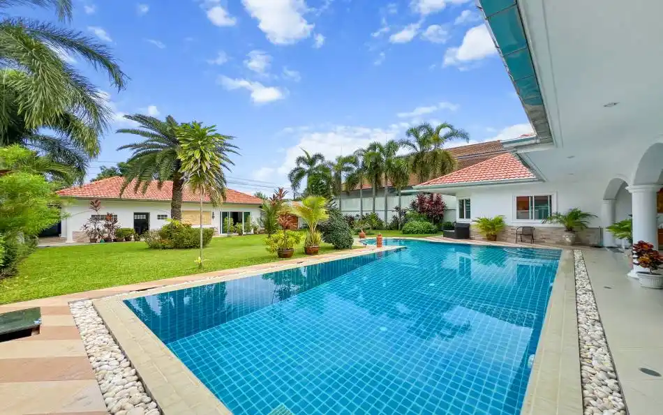 Pattaya, 5 Bedrooms Bedrooms, 0 ,5 BathroomsBathrooms,House,SOLD,0,2754