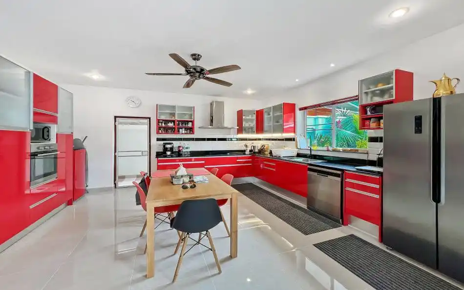 Pattaya, 5 Bedrooms Bedrooms, 0 ,5 BathroomsBathrooms,House,SOLD,0,2754