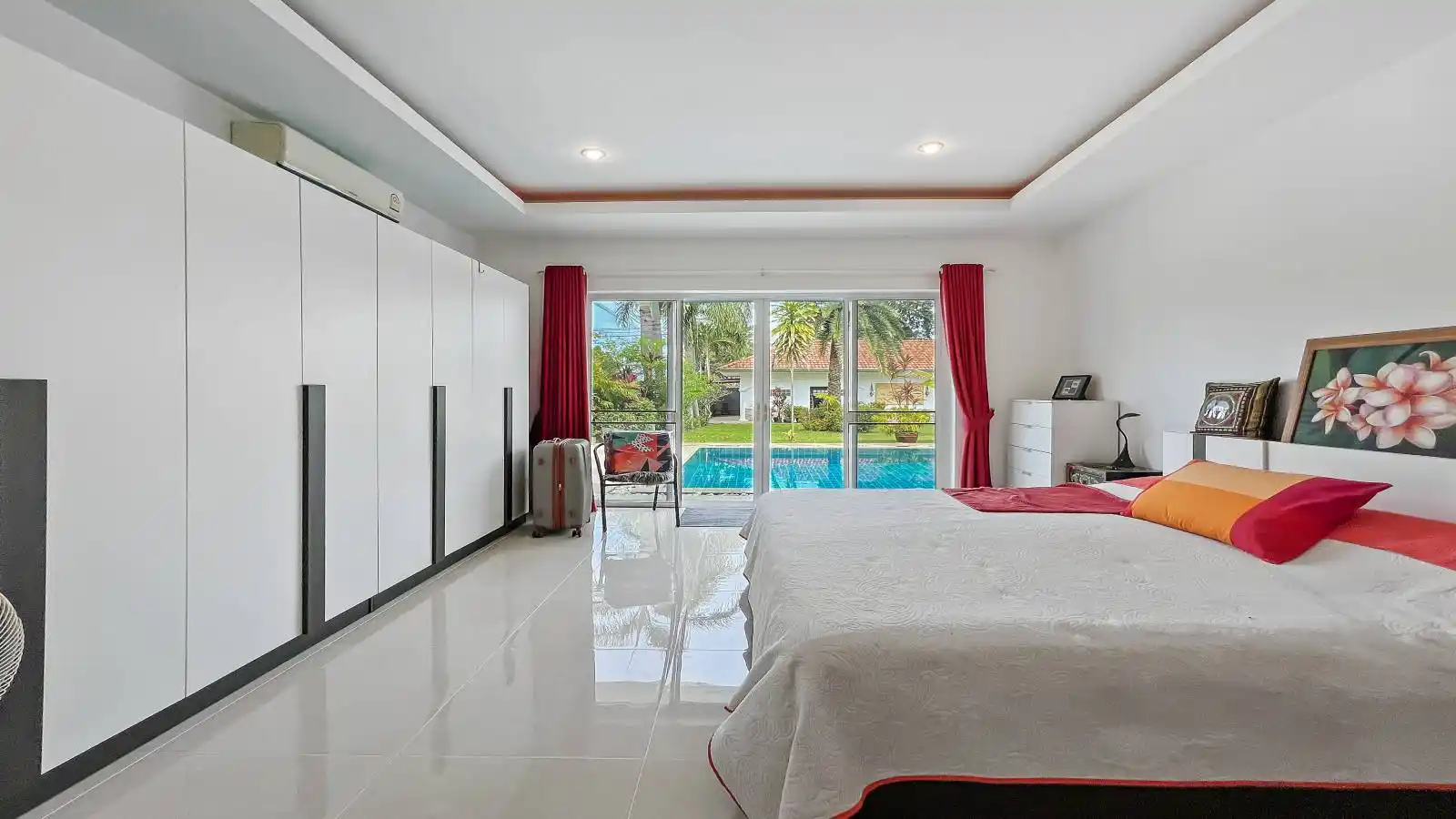 Pattaya, 5 Bedrooms Bedrooms, 0 ,5 BathroomsBathrooms,House,SOLD,0,2754