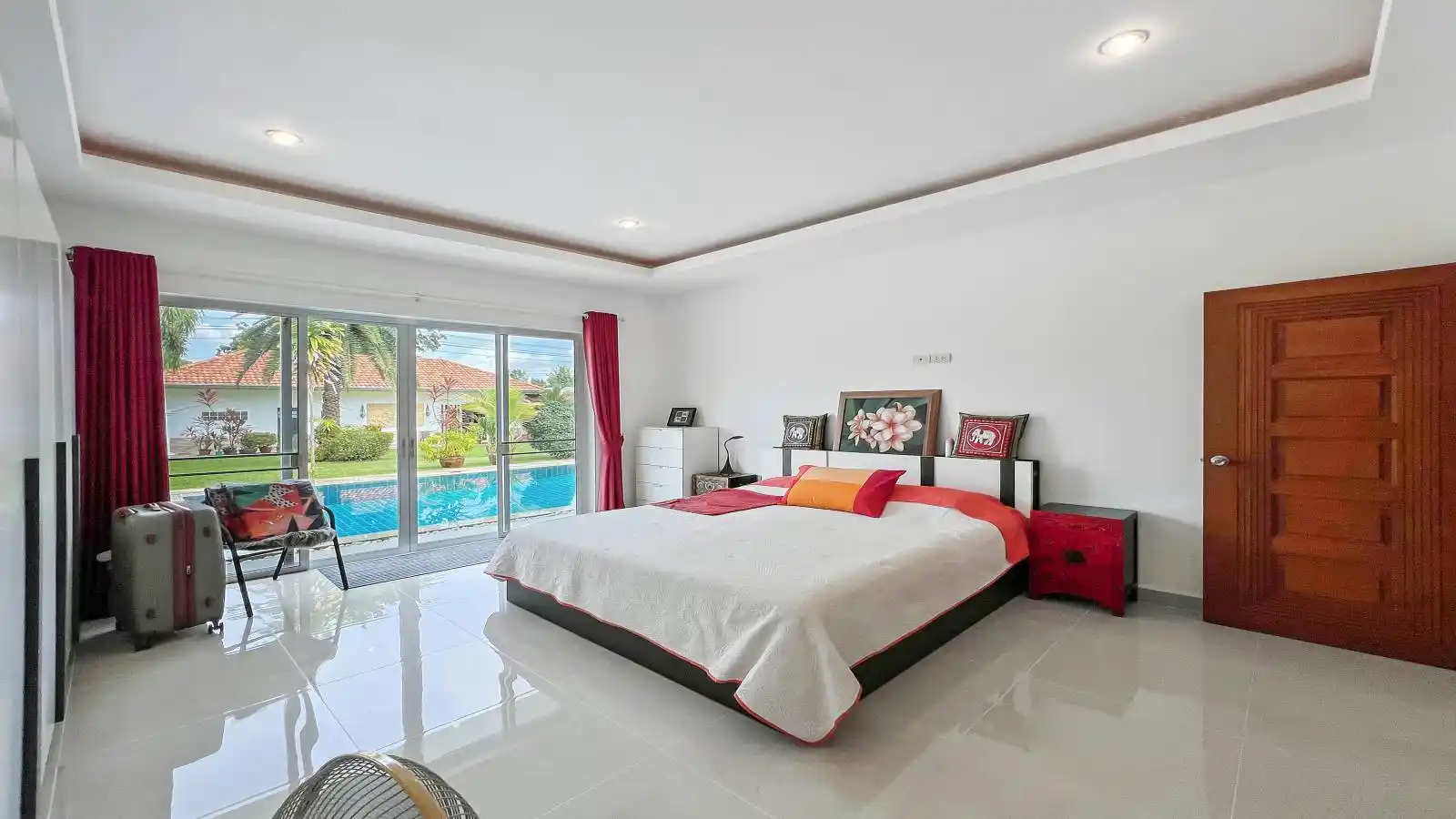 Pattaya, 5 Bedrooms Bedrooms, 0 ,5 BathroomsBathrooms,House,SOLD,0,2754