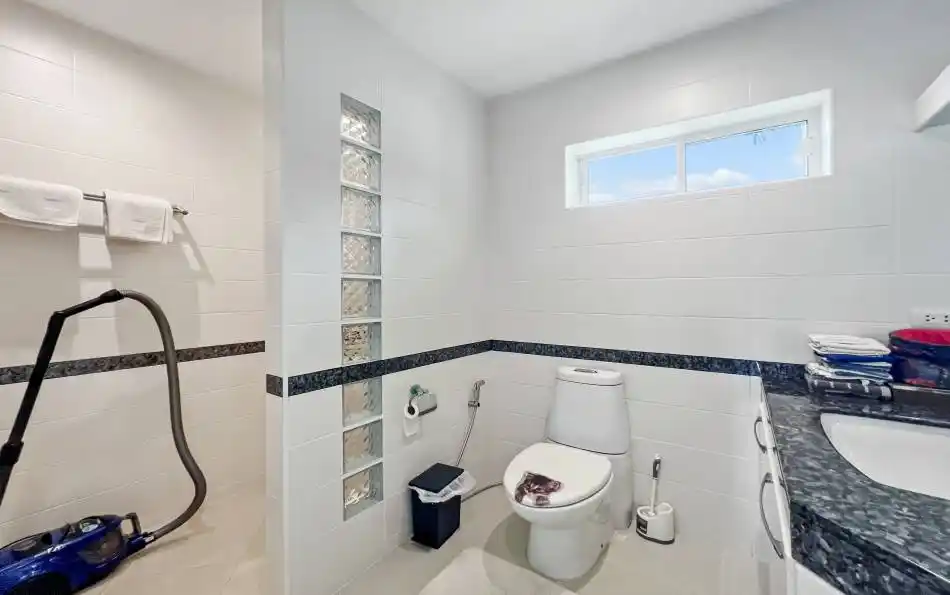 Pattaya, 5 Bedrooms Bedrooms, 0 ,5 BathroomsBathrooms,House,SOLD,0,2754