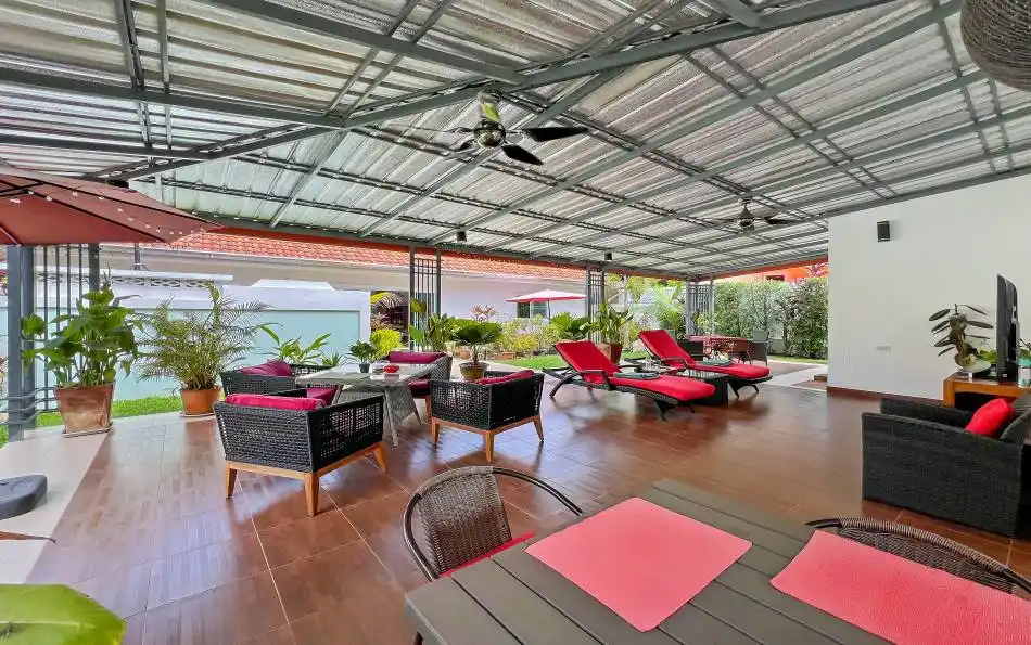 Pattaya, 5 Bedrooms Bedrooms, 0 ,5 BathroomsBathrooms,House,SOLD,0,2754