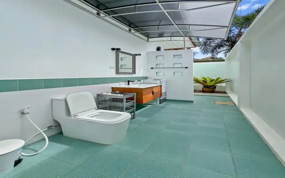 Pattaya, 5 Bedrooms Bedrooms, 0 ,5 BathroomsBathrooms,House,SOLD,0,2754