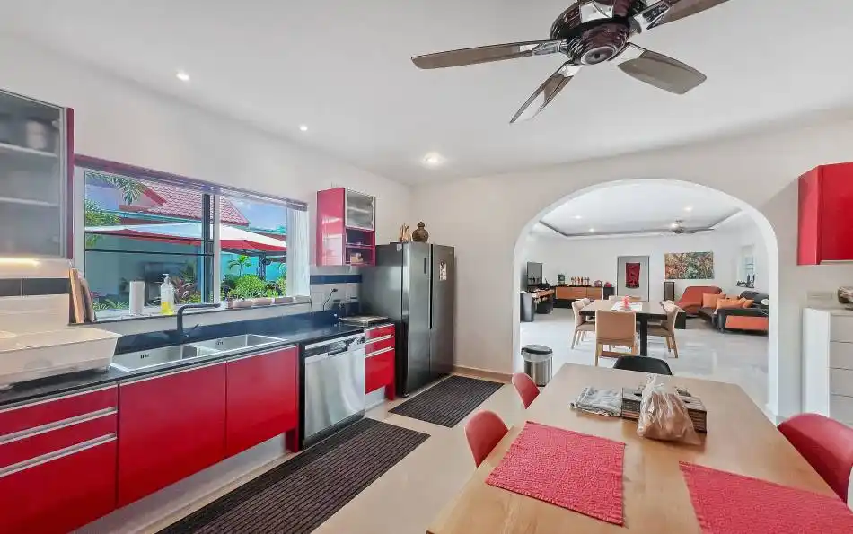 Pattaya, 5 Bedrooms Bedrooms, 0 ,5 BathroomsBathrooms,House,SOLD,0,2754