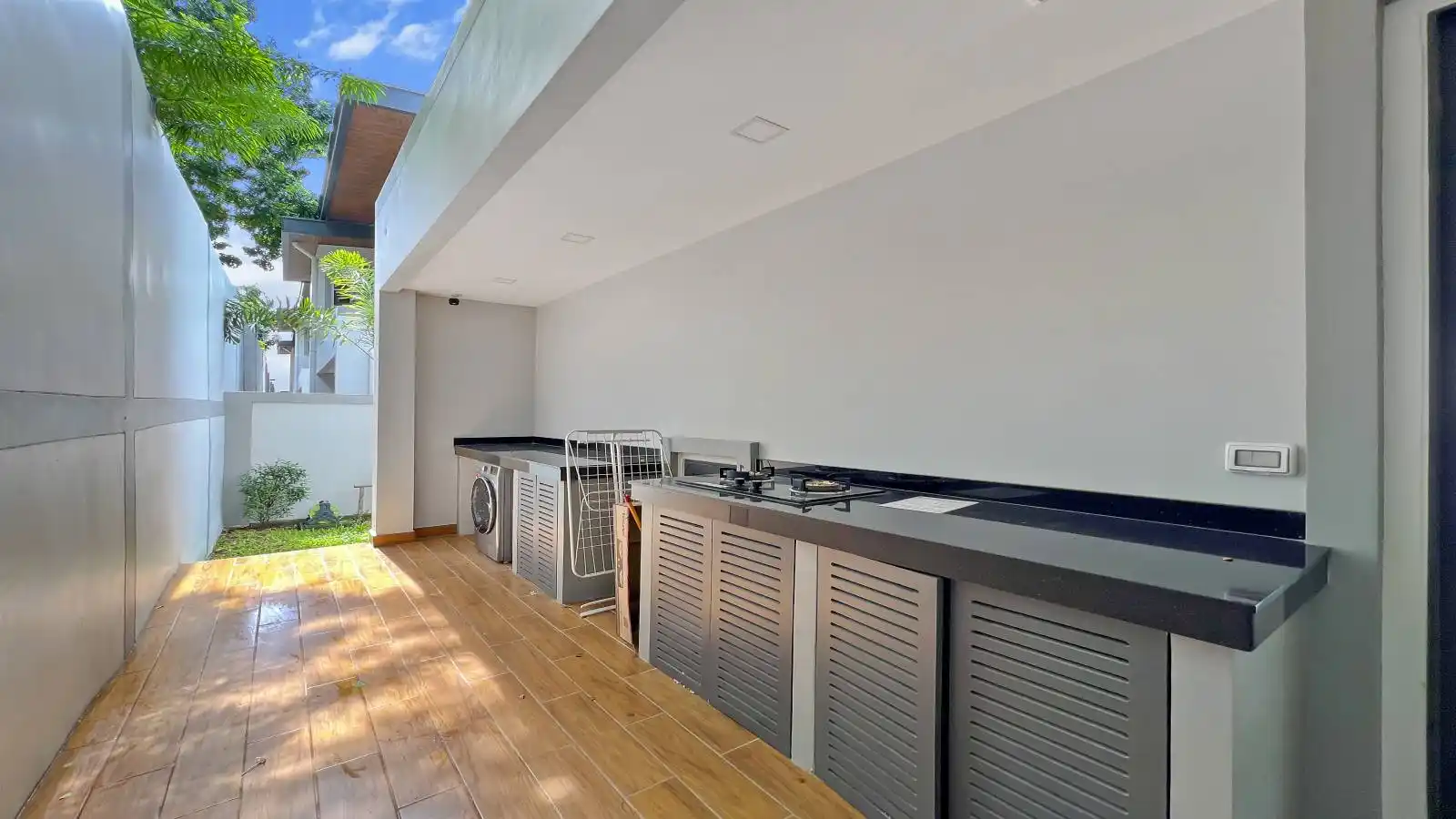 Pattaya, 4 Bedrooms Bedrooms, 0 ,5 BathroomsBathrooms,House,For Sale,0,2755