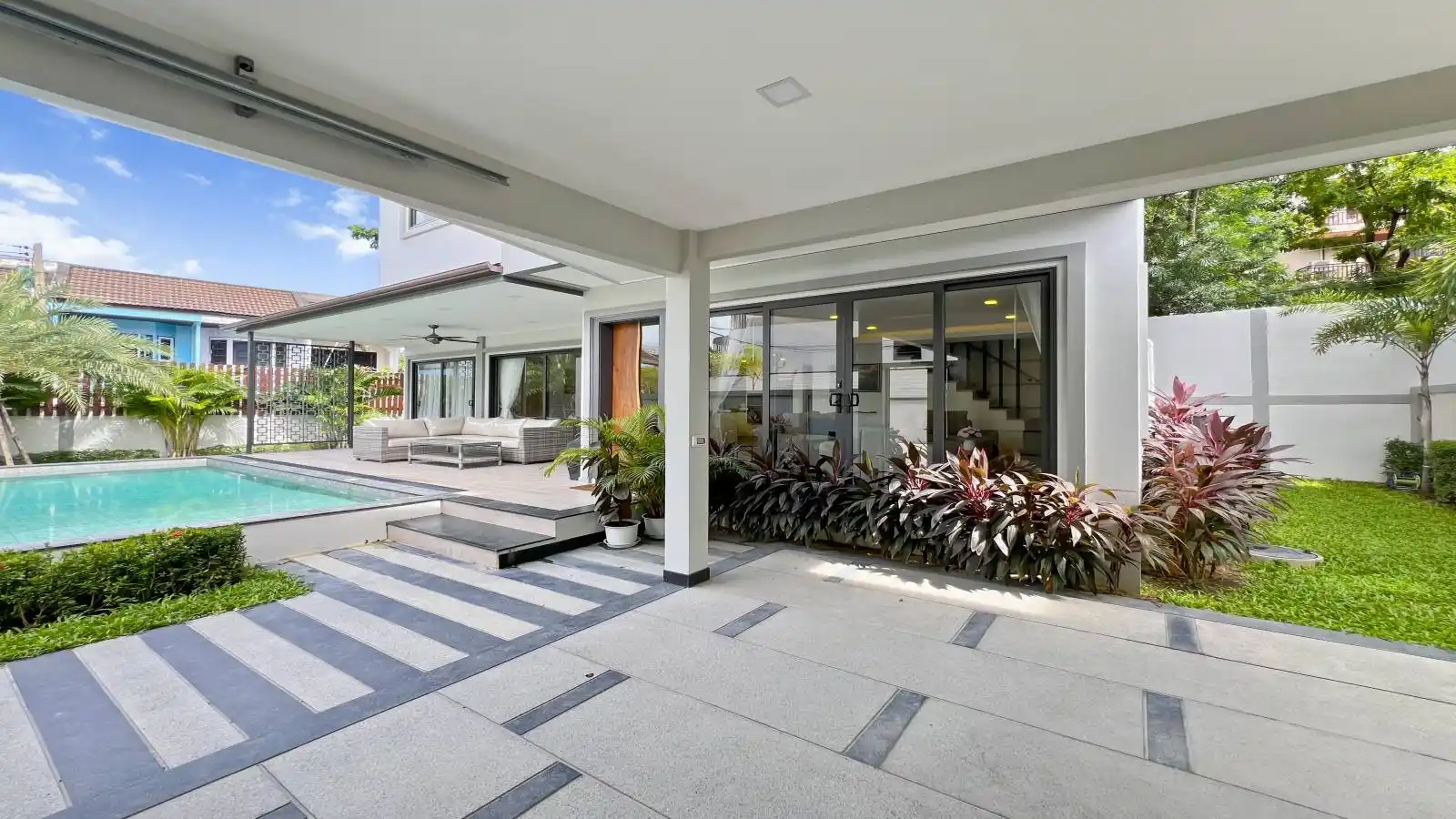 Pattaya, 4 Bedrooms Bedrooms, 0 ,5 BathroomsBathrooms,House,For Sale,0,2755