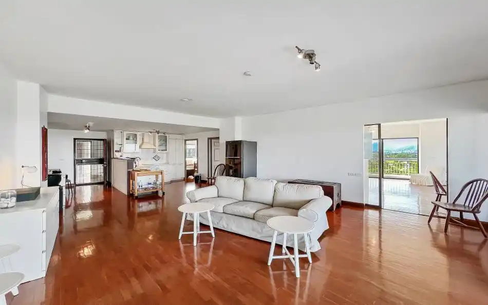 Pattaya, 2 Bedrooms Bedrooms, ,2 BathroomsBathrooms,Condo,SOLD,2758