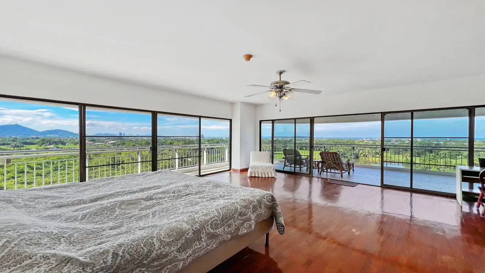 Pattaya, 2 Bedrooms Bedrooms, ,2 BathroomsBathrooms,Condo,SOLD,2758