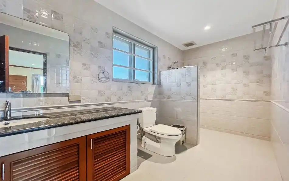 Pattaya, 6 Bedrooms Bedrooms, ,7 BathroomsBathrooms,House,For Sale,2760