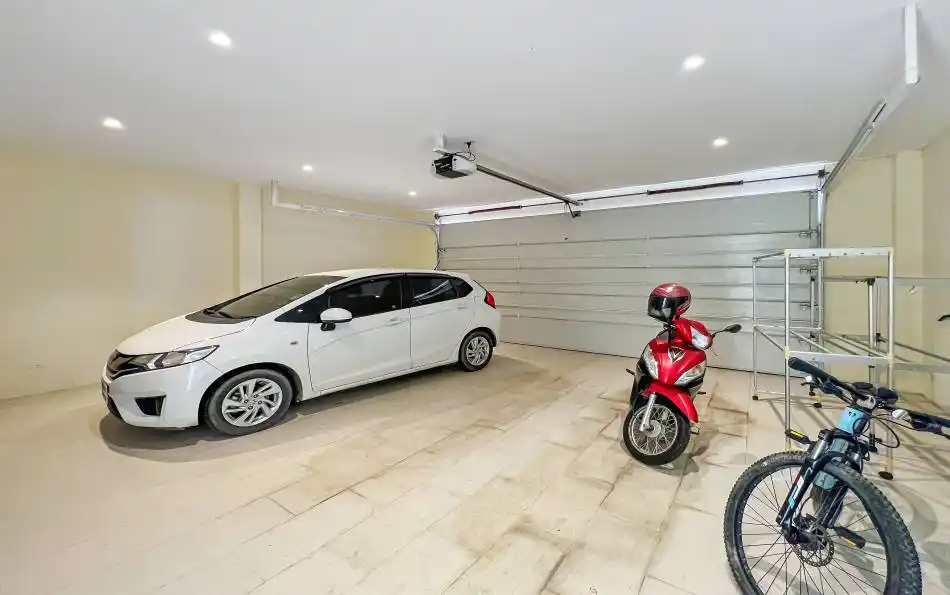 Pattaya, 6 Bedrooms Bedrooms, ,7 BathroomsBathrooms,House,For Sale,2760