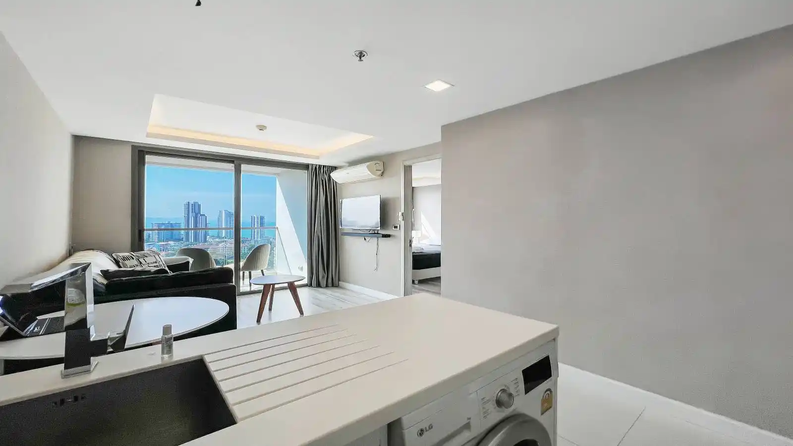 Pattaya, 1 Bedroom Bedrooms, 0 ,1 BathroomBathrooms,Condo,For Sale,20,2767