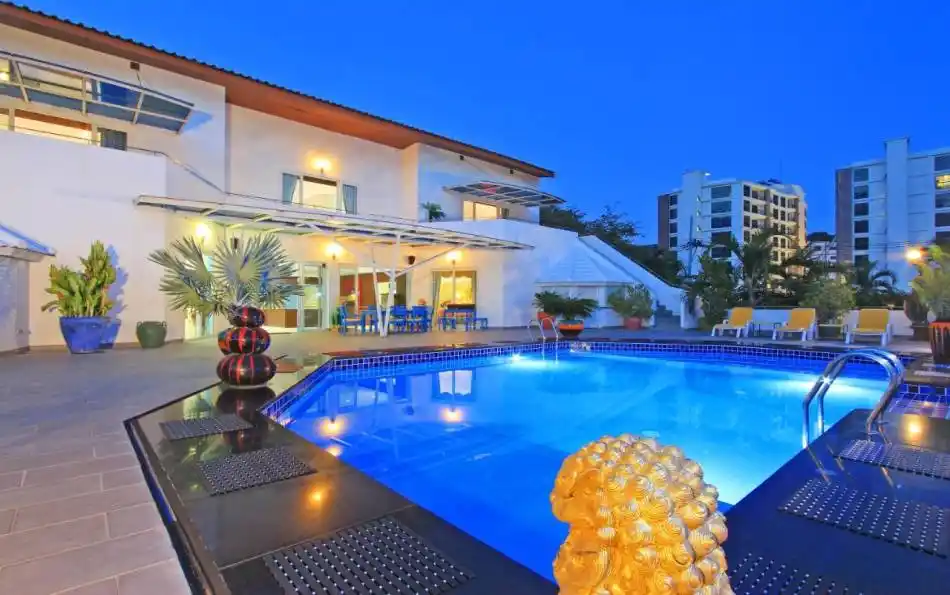 Pattaya, 14 Bedrooms Bedrooms, 0 ,14 BathroomsBathrooms,House,For Sale,0,2771