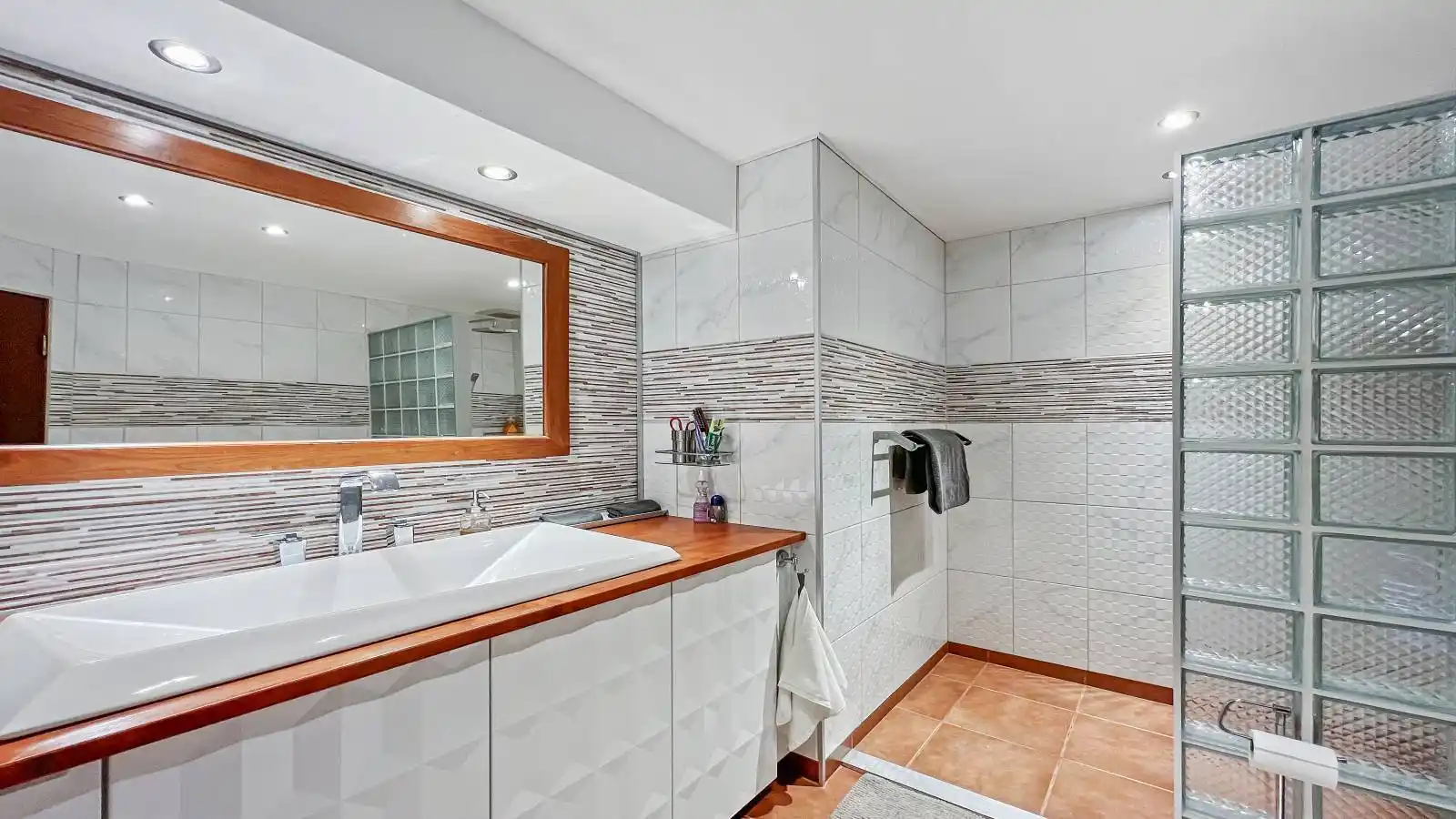 Pattaya, 3 Bedrooms Bedrooms, 0 ,3 BathroomsBathrooms,Condo,For Sale,0,2778