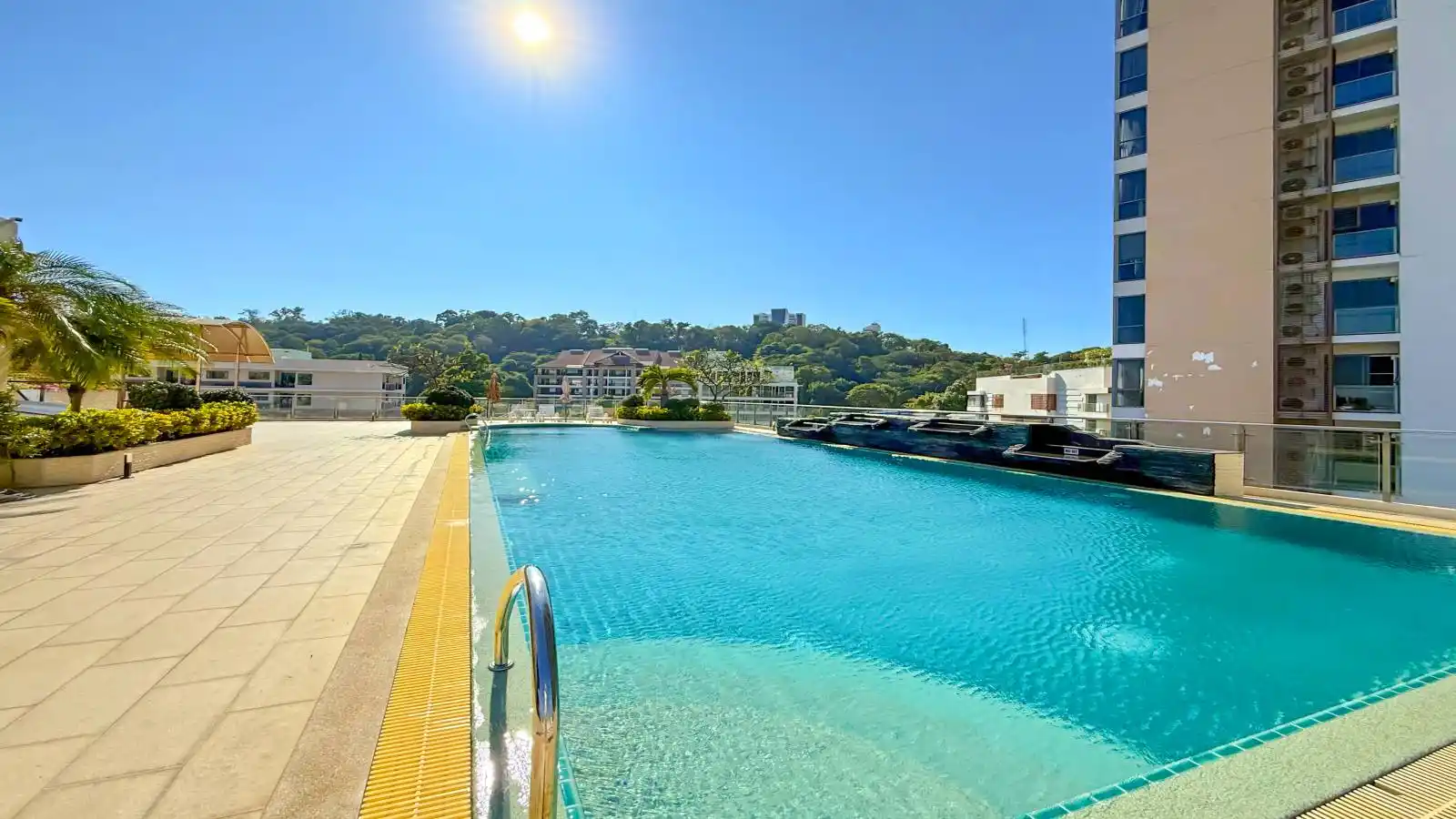 Pattaya, 3 Bedrooms Bedrooms, 0 ,3 BathroomsBathrooms,Condo,For Sale,7,2784