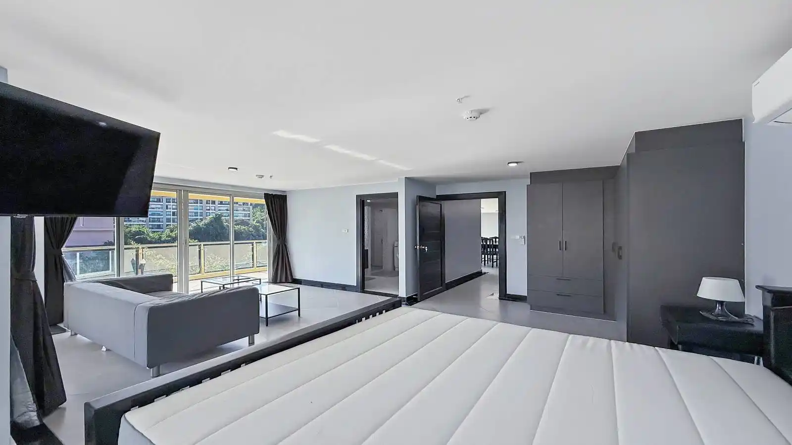 Pattaya, 3 Bedrooms Bedrooms, 0 ,3 BathroomsBathrooms,Condo,For Sale,7,2784