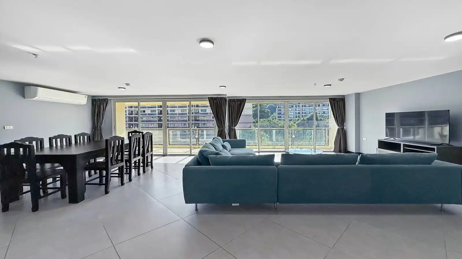 Pattaya, 3 Bedrooms Bedrooms, 0 ,3 BathroomsBathrooms,Condo,For Sale,7,2784