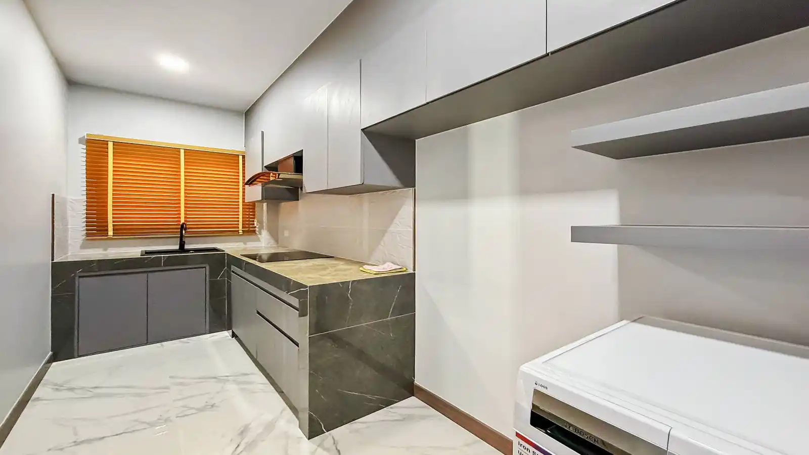 Pattaya, 3 Bedrooms Bedrooms, ,3 BathroomsBathrooms,House,For Sale,2801