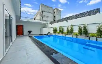 Pattaya, 5 Bedrooms Bedrooms, ,4 BathroomsBathrooms,House,For Rent,2802