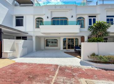 Pattaya, 3 Bedrooms Bedrooms, 0 ,4 BathroomsBathrooms,House,For Sale,0,2806