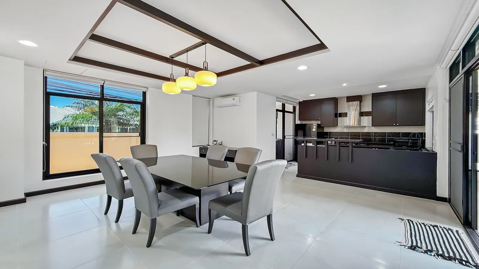 Pattaya, 4 Bedrooms Bedrooms, 0 ,5 BathroomsBathrooms,House,For Sale,0,2807