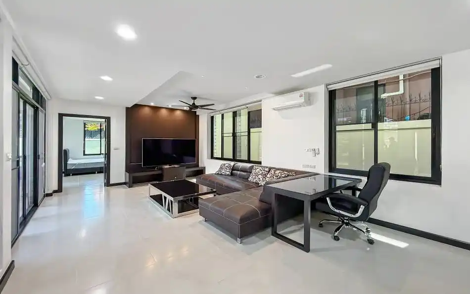 Pattaya, 4 Bedrooms Bedrooms, ,5 BathroomsBathrooms,House,For Sale,2807