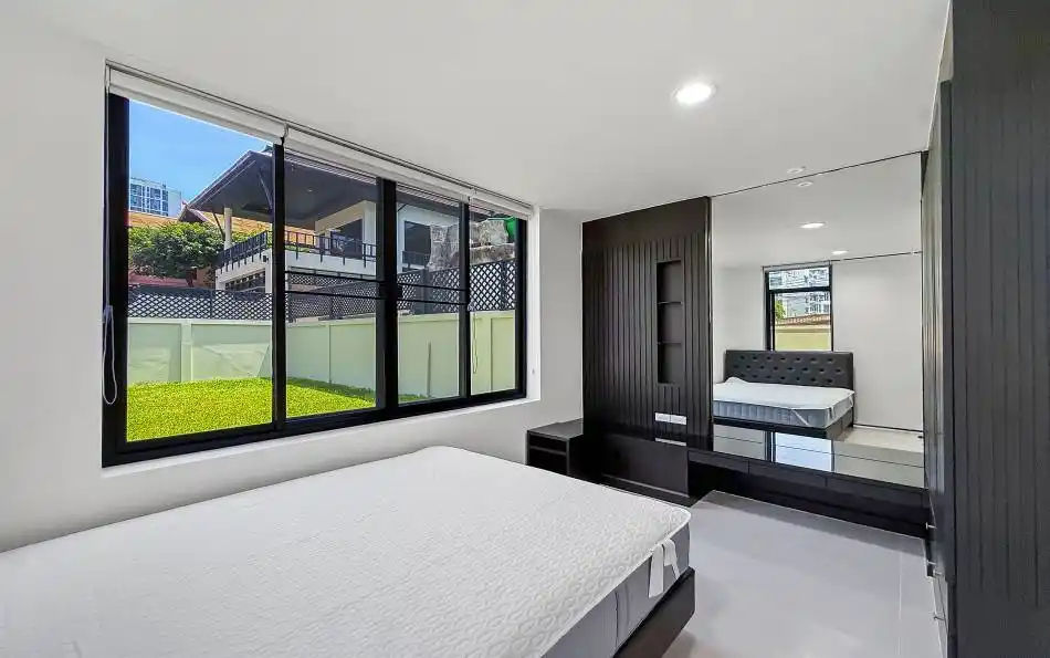 Pattaya, 4 Bedrooms Bedrooms, ,5 BathroomsBathrooms,House,For Sale,2807