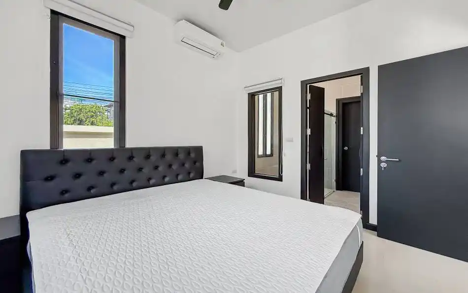 Pattaya, 4 Bedrooms Bedrooms, ,5 BathroomsBathrooms,House,For Sale,2807