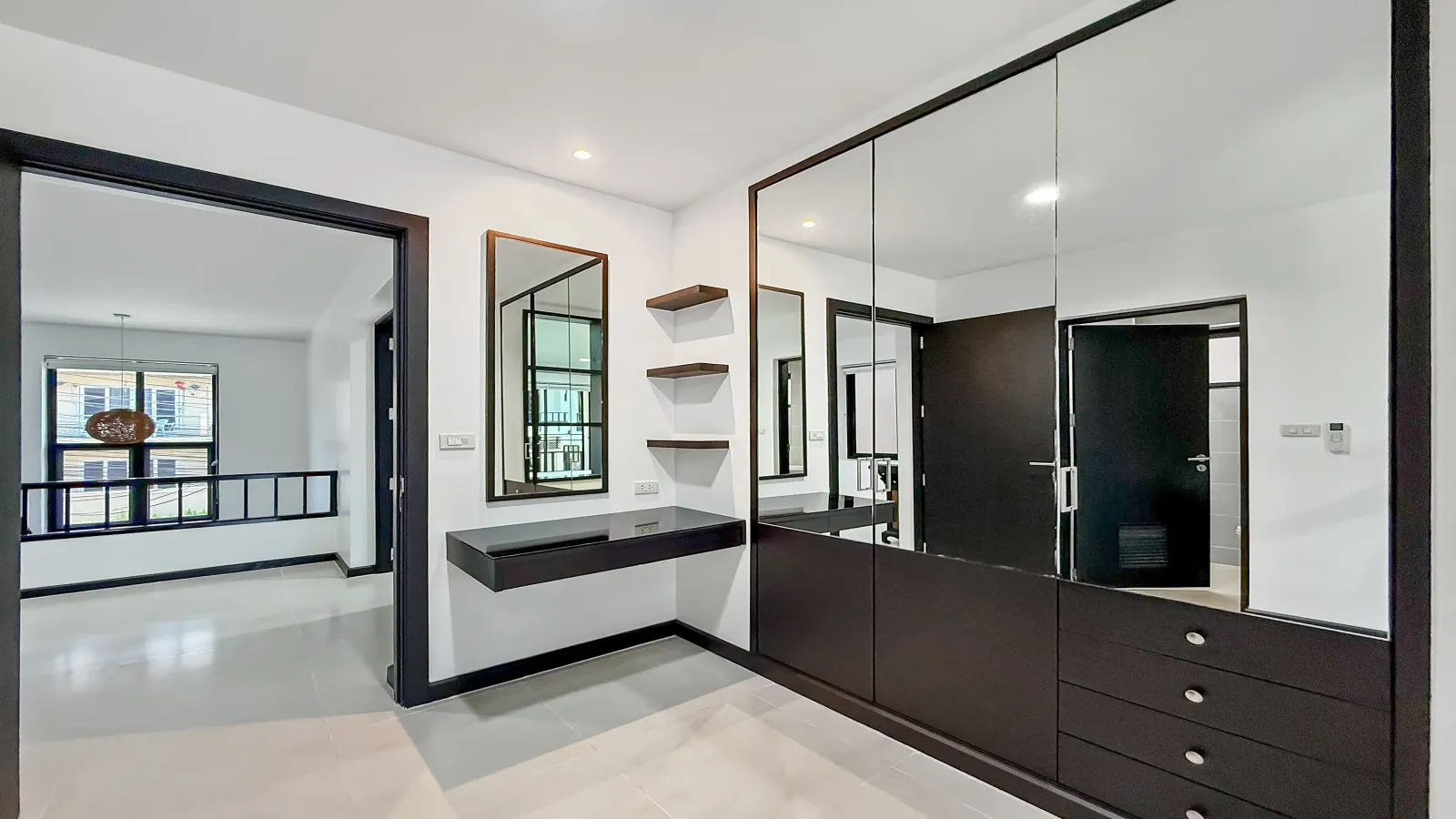 Pattaya, 4 Bedrooms Bedrooms, 0 ,5 BathroomsBathrooms,House,For Rent,0,2808