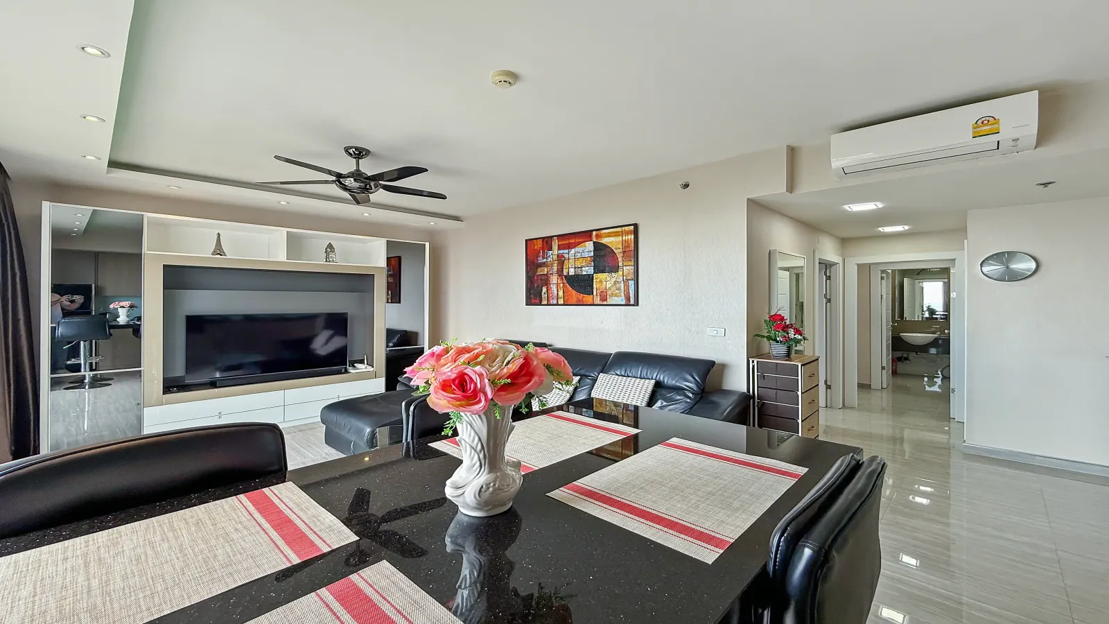 Pattaya, 2 Bedrooms Bedrooms, 0 ,2 BathroomsBathrooms,Condo,For Sale,39,2810