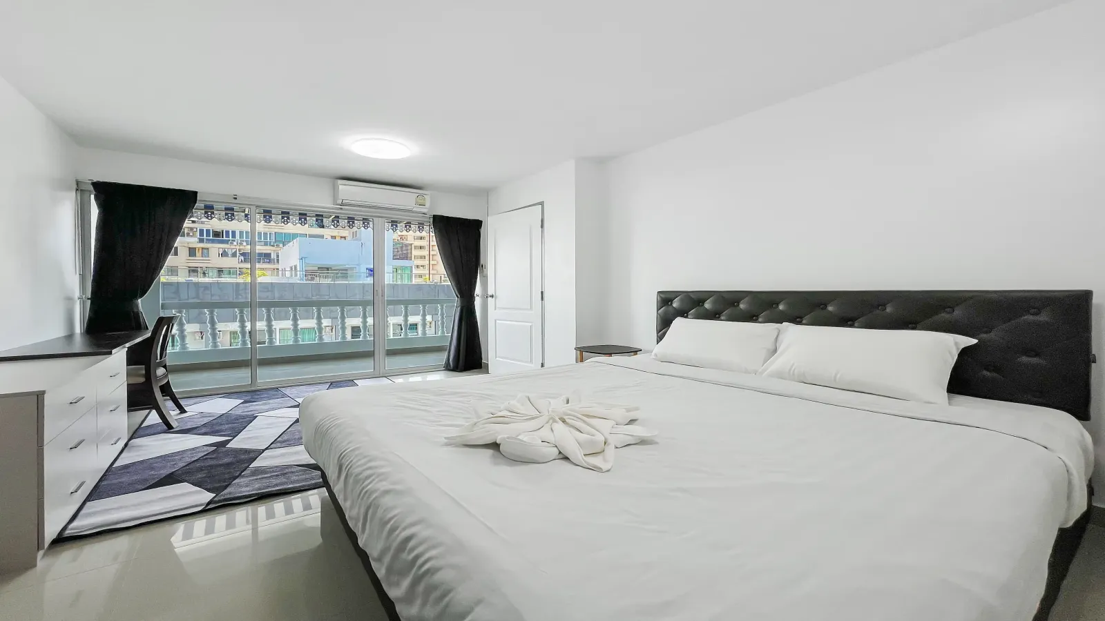 Ruamchok Condoview 5 Pattaya, Condo for sale Pattaya, Condo for sale Pratumnak, Property Excellence, Pattaya Real Estate Agency