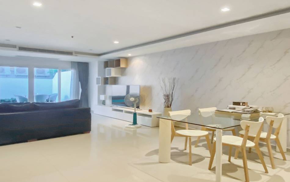 Pattaya, 2 Bedrooms Bedrooms, ,2 BathroomsBathrooms,Condo,For Sale,2818