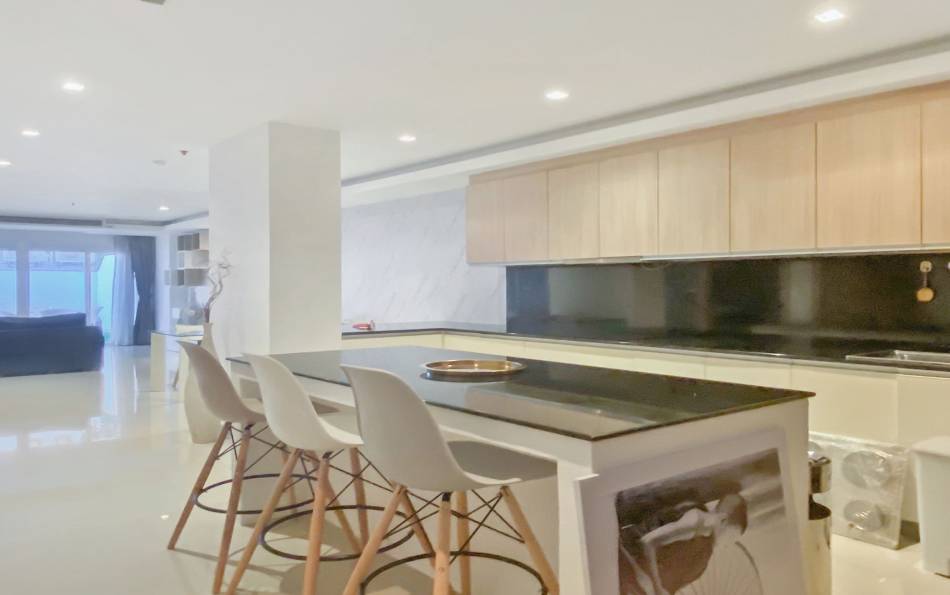Pattaya, 2 Bedrooms Bedrooms, ,2 BathroomsBathrooms,Condo,For Sale,2818