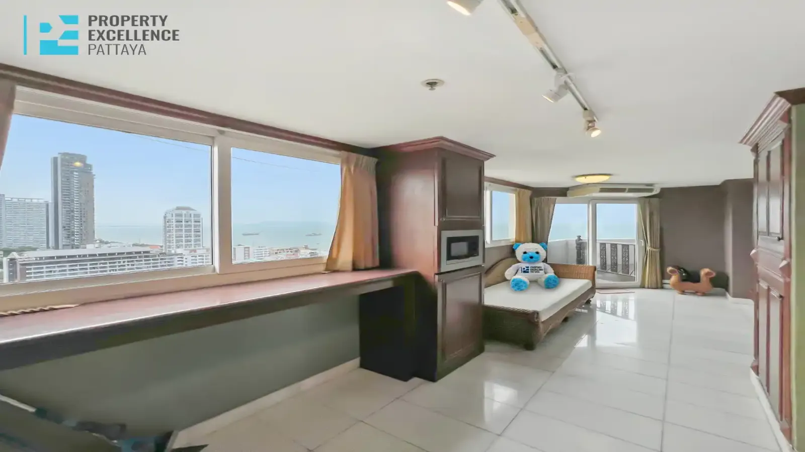 Pattaya, 4 Bedrooms Bedrooms, 0 ,3 BathroomsBathrooms,Condo,For Rent,14,2820