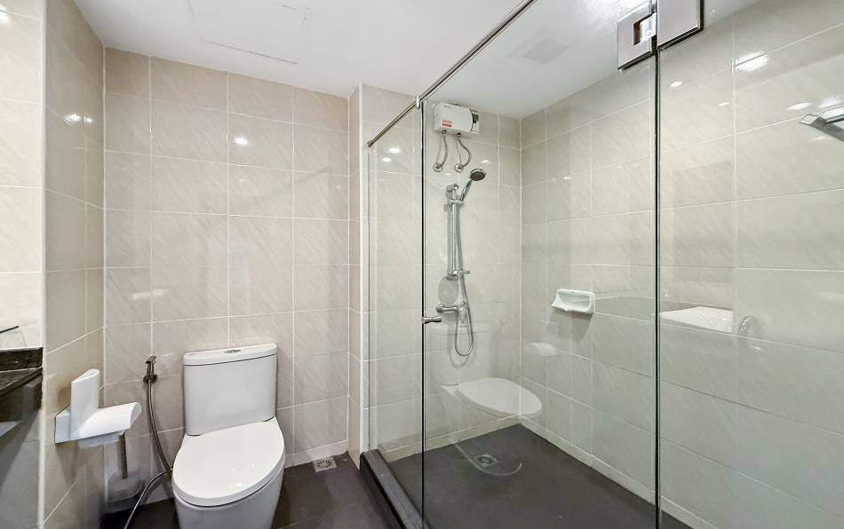 Pattaya, 1 Bedroom Bedrooms, ,2 BathroomsBathrooms,Condo,For Rent,8,2830