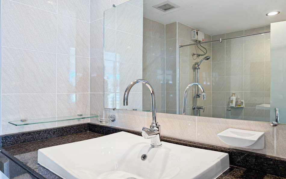 Pattaya, 1 Bedroom Bedrooms, ,2 BathroomsBathrooms,Condo,For Rent,8,2830