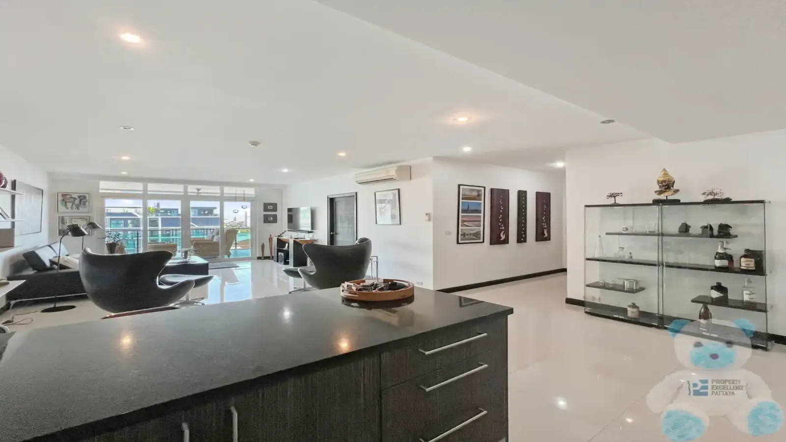 Pattaya, 3 Bedrooms Bedrooms, 0 ,3 BathroomsBathrooms,Condo,For Rent,0,2832